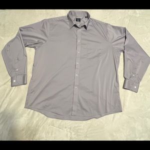 Mens Dress Shirt size XL. 17-17 1/2 Sleeve 36/37 Like New!
